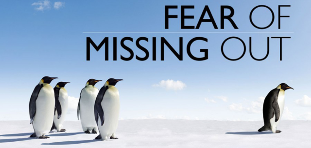 Fear+of+Missing+Out+is+Making+You+Miss+Out+on+Happiness